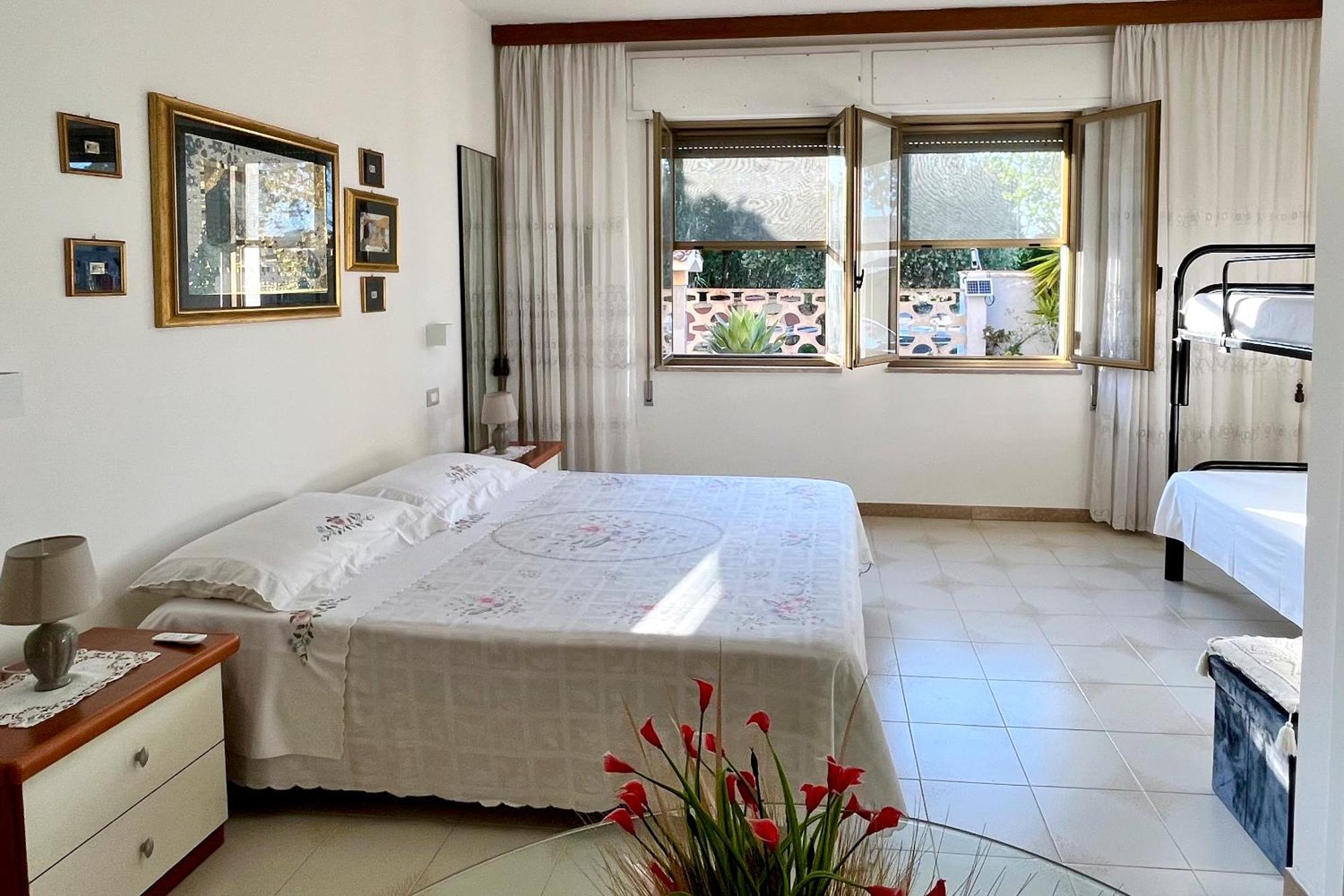 Gocciadoro Guest Apartment Соланас Экстерьер фото